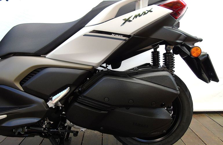 Yamaha Xmax 250 Connected Abs - Foto #5