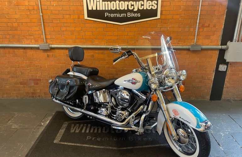 Harley-Davidson Heritage Softail Classic - Foto #1