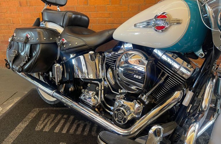 Harley-Davidson Heritage Softail Classic - Foto #4