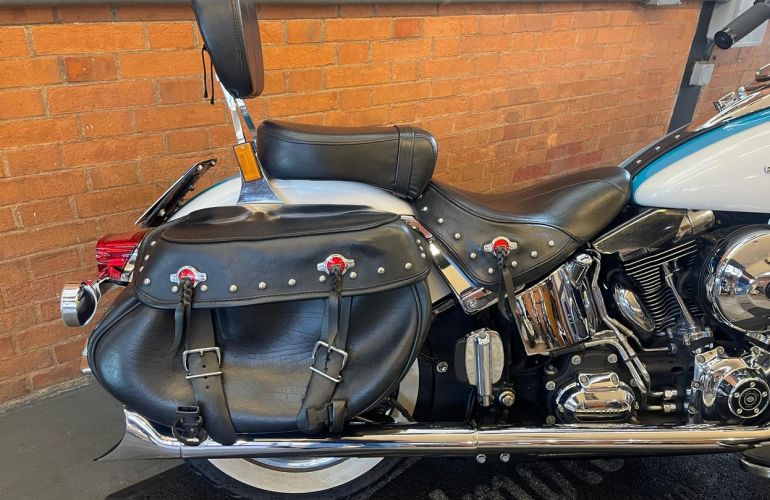 Harley-Davidson Heritage Softail Classic - Foto #8