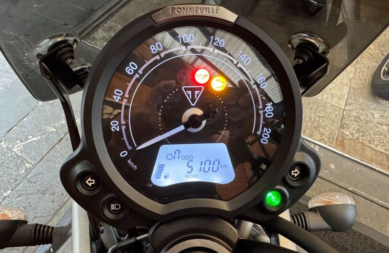 Triumph Scrambler 900 - Foto #9