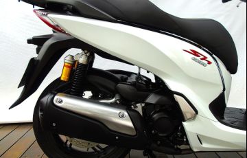Honda SH 300i Sport - Foto #4