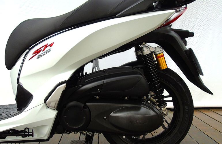 Honda SH 300i Sport - Foto #5