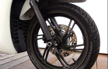 Honda SH 300i Sport - Foto #7