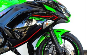 Kawasaki Ninja 650 (ABS) - Foto #9